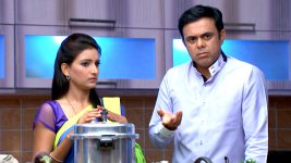 Badi Door Se Aaye Hain S01E10 Grand welcome of Ojha, Shah D'Souza Full Episode