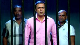 Badi Door Se Aaye Hain S01E103 Sharad Transform Himself as Armaan Kumar Full Episode