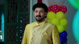 Pallakilo Pellikuturu S01E16 Shekhar's Firm Call Full Episode