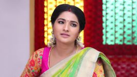 Aayutha Ezhuthu S01E168 Indra Discovers a Secret Full Episode
