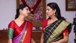 Aayutha Ezhuthu S01E184 Janaki, Kodhai's Great Escape Full Episode