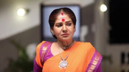 Aayutha Ezhuthu S01E188 Kaliammal's Gift for Indra Full Episode