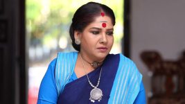 Aayutha Ezhuthu S01E216 Bad Times for Kaliammal Full Episode