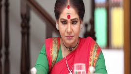 Aayutha Ezhuthu S01E233 Kaliammal Feels Betrayed Full Episode