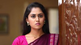 Aayutha Ezhuthu S01E43 Indra Is in a Dilemma Full Episode