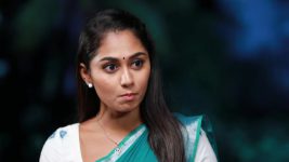 Aayutha Ezhuthu S01E49 Indra Is Panic-stricken Full Episode
