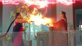 Adhe Kangal S01E404 Piya, Mohini's Accord Full Episode