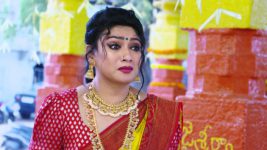 Agni Sakshi S01E715 Bhairavi Feels Desperate Full Episode