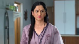 Ajunhi Barsat Aahe S01E113 Madhura Packs Her Bag Full Episode