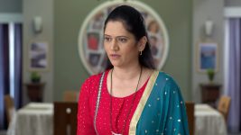 Ajunhi Barsat Aahe S01E198 Madhura Gives Amol A Task Full Episode