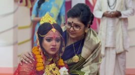 Ardhangini S01E15 Ishwari Turns Violent Full Episode