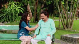 Ardhangini S01E263 Raghu Requests Ishwari Full Episode