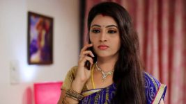 Avalum Naanum S01E23 Nila's Request to Thiya Full Episode