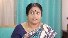 Baakiyalakshmi S01E37 Eshwari Restricts Baakiyalakshmi Full Episode