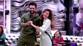 Bigg Boss (Colors tv) S14E136 15th February 2021 Full Episode