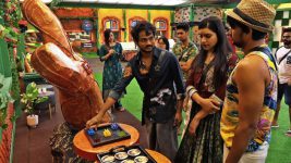 Bigg Boss Telugu (Star Maa) S05E52 Day 51 in the House Full Episode