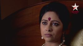 Bodhuboron S02E43 Will Indira See Jhilmil's Tricks? Full Episode