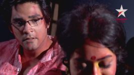 Bodhuboron S04E39 Couple experiences joy of colour Full Episode