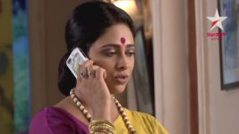Bodhuboron S07E46 Kanak surprises Satyaki Full Episode