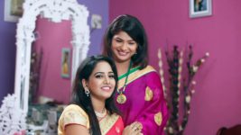 Chinnathambi S01E03 Nandini Keeps Everyone Waiting Full Episode