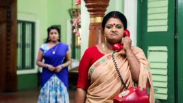 Chinnathambi S01E26 Annalakshmi Takes Advantage Full Episode