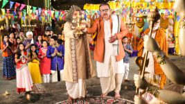 Debipakshya S01E06 Dadaji, Shibaji Perform The Rituals Full Episode