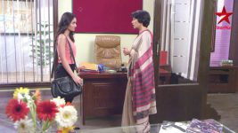 Dehleez S01E13 Swadheenta Joins Suhasini's Firm Full Episode