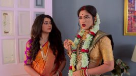 Ekhane Aakash Neel Season 2 S01E284 Hiya's Shocking Act! Full Episode