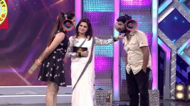 Enkitta Modhaadhe S02E16 Celebrations Round Full Episode