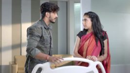 Ghulaam S01E25 Rangeela Brings Shivani Home Full Episode