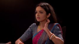 Gramer Rani Binapani S01E321 Bina Meets Shatadru in Custody Full Episode