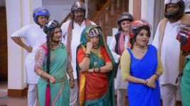 Har Shaakh Pe Ullu Baithaa Hai S01E61 Genda Devi at Chaitu's House Full Episode