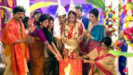 Ichche Nodee S18E36 Mimi, Sanjay Get Hitched Full Episode