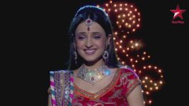 Iss Pyaar Ko Kya Naam Doon S11E13 Arnav kisses Khushi Full Episode