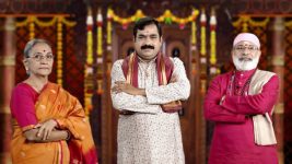 Jayam S01E01 On a Religious Jaunt Full Episode