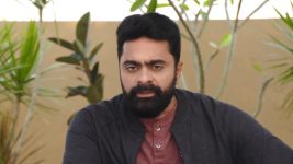 Jyothi S01E52 Vijay Holds a Press Meet Full Episode