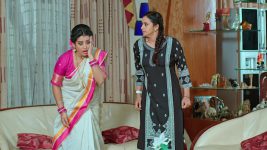 Kalisi Unte Kaladu Sukham S01E247 Chandra Strikes Mala Full Episode