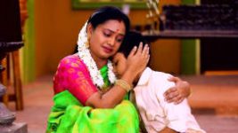 Kannathil Muthamittal S01E38 25th May 2022 Full Episode