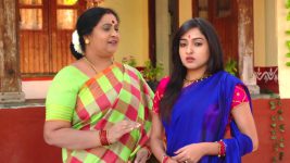 Kanulu Moosina Neevaye S01E12 Jagadamba's Request to Vaishnavi Full Episode
