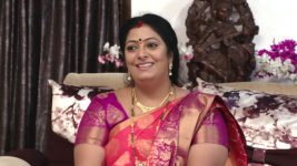 Kanulu Moosina Neevaye S01E127 Vardanamma Visits Sandhya Full Episode