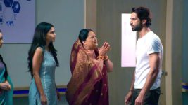 Krishna Chali London S01E274 Veer Operates Shukla Full Episode