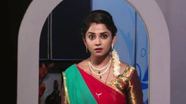 Krishnaveni S01E218 Indrani's Request to Krishnaveni Full Episode