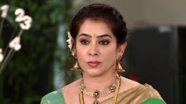 Krishnaveni S01E22 A Shock Awaits Indrani Full Episode