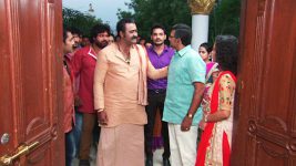 Kutumba Gauravam S01E11 DK And Sarath Reunite Full Episode
