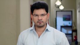 Lalit 205 (Star Pravah) S01E149 Rishabh Threatens Bhairavi Full Episode