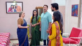 Lalit 205 (Star Pravah) S01E170 Rishabh Threatens Bhairavi Full Episode