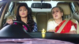 Lalit 205 (Star Pravah) S01E207 Sumitra Is Unconscious Full Episode
