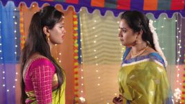Manasichi Choodu S01E20 Bhanumathi Slaps Padma Full Episode