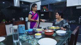 Manasichi Choodu S01E604 Chandra Misleads Padma Full Episode