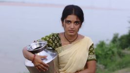 Mouna Raagam (Telugu) S01E34 Ammulu in Trouble Full Episode